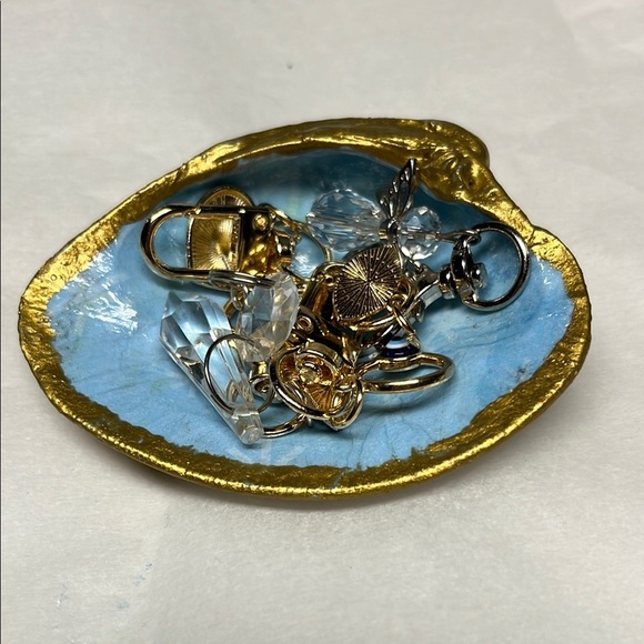 Hand Crafted Decoupage Gold and Blue Trinket Dish Shell - Picture 6 of 13